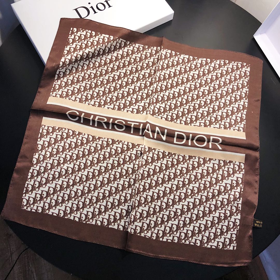1561776536_2242237734_4.jpg