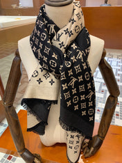 LV SCARF 200 CM IN WOOL MIX SILK 737209