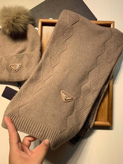 SET SCARF AND HAT IN MEDIUM BROWN WOOL AND RABBIT FUR 416364