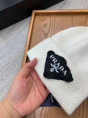 BEANIE HAT IN WHITE WOOL 431356