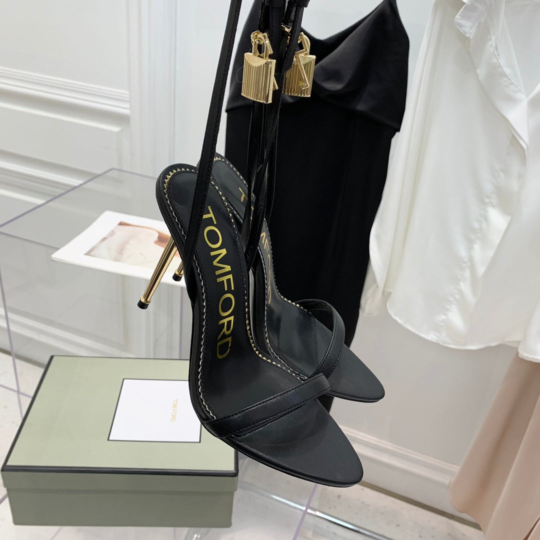 TOM FORD 26S GOLD BUCKLE HEELS 105 MM IN BLACK LAMBSKIN