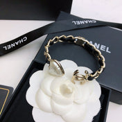 CHANEL 26S DOUBLE C LOGO BAROQUE PEARL LEATHER CHAIN BRACELET IN GOLD METAL 630841