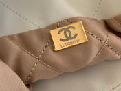 CC MEDIUM 37 HANDBAG IN WHITE SHINY CALFSKIN GOLD HARDWARE