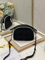VIBE HOBO 22 BAG IN BLACK CALFSKIN