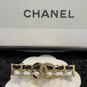 CHANEL 26S DOUBLE C LOGO CHAIN WEAVE BAR HAIR CLIP IN BLACK & WHITE LEATHER AND GOLD METAL 629927