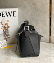 MEDIUM 30 PUZZLE BAG IN BLACK SOFT GRAINED CALFSKIN