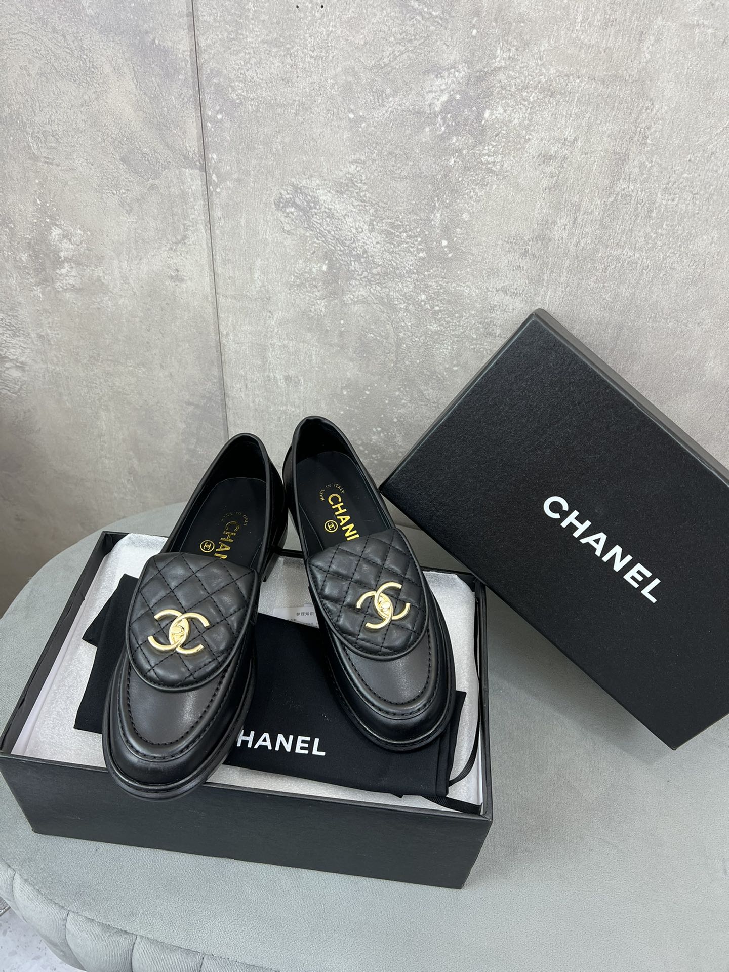 CHANEL 26S LOAFERS IN BLACK QUILTED CALFSKIN WITH CC LOGO