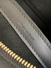 TRIOMPHE CLASSIC 25 BLACK CALFSKIN
