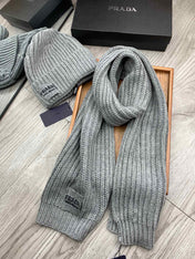 SET SCARF AND HAT IN PALE GRAY WOOL AND RABBIT FUR 388992