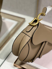 DIOR 26S SADDLE BAG 19 IN BEIGE CALFSKIN