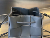 SMALL CASSETTE BUCKET 18 IN DAVY'S GRAY CALFSKIN