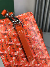 MONTMARTRE GM CASE 18 IN ORANGE GOYARDINE CANVAS