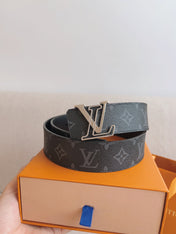 LV 25S BELT 40 MM IN BLACK MIX GREY CALFSKIN 593206
