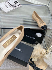 BALLET FLAT GLOSSY BLACK MIX BEIGE LAMBSKIN