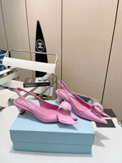 POINTED TOE SLINGBACK KITTEN HEEL WITH BOW IN PINK GLOSSY LAMBSKIN