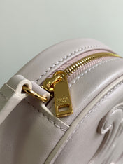 SMOOTH CALFSKIN 16 OVAL WHITE BAG