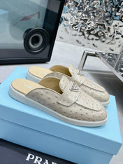PRA OSTRICH PATTERN MULES CREAMY WHITE CALFSKIN