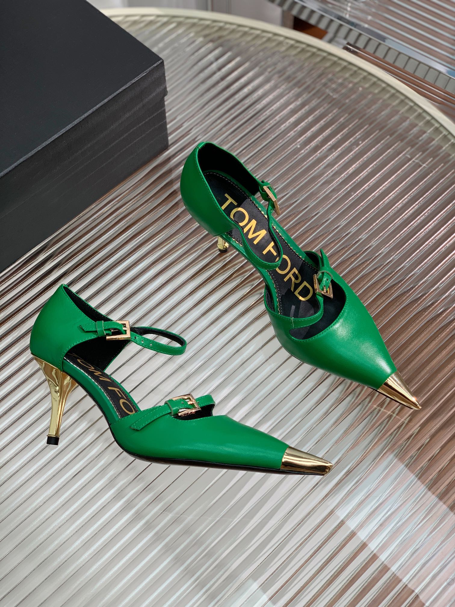 MARY JANE PUMP 7 CM IN EMERALD GREEN CALFSKIN
