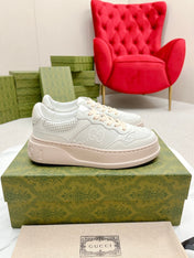 GG EMBOSSED TRAINER WHITE AND PASTEL PINK CALFSKIN