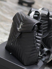 LOU BACKPACK 33 IN BLACK QUILTED CALFSKIN SILVER HARDWARE