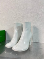 ATOMIC ANKLE BOOT IN WHITE CALFSKIN 75 MM