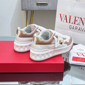 VALENTINO 25S GARAVANI ONE STUD XL PLATFORM SNEAKERS IN WHITE MIX LIGHT PINK LAMBSKIN