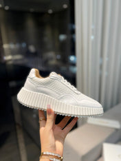 CHLOÉ NAMA SNEAKER IN WHITE LAMBSKIN AND SUEDE
