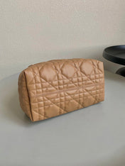 TOUJOURS 28 BAG IN CAMEL BEIGE LAMBSKIN