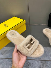 FENDI BAGUETTE SLIDE SLIPPERS IN BEIGE WOOL