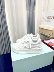 One Stud Garavani White One Stud XL Sneakers