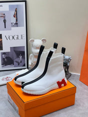 H FUN CLASSIC SNEAKER STYLISH WHITE AND BLACK LINE FABRIC