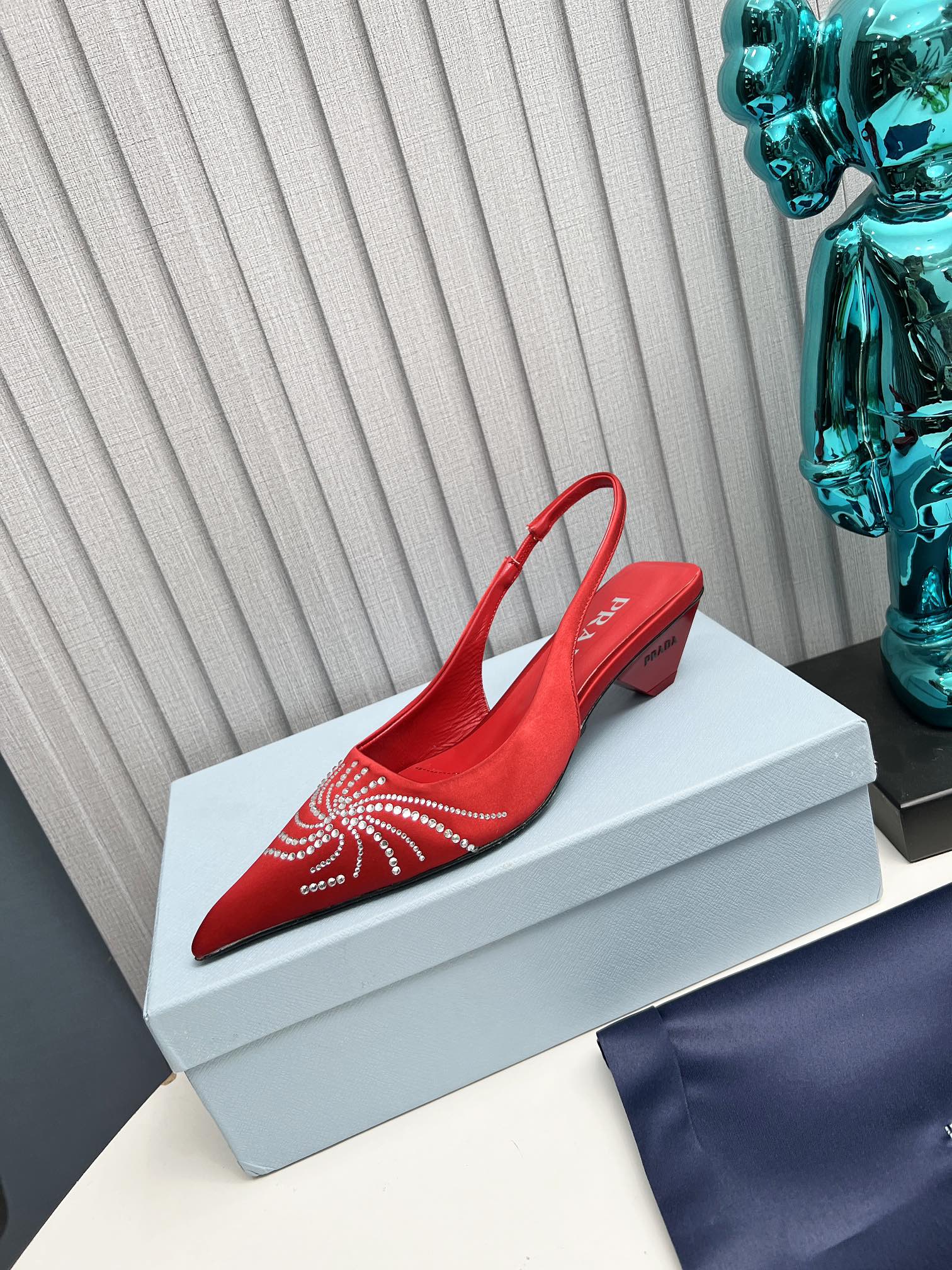 PRADA 26S POINTED TOE SLINGBACK 40MM IN DARK RED SATIN CRYSTAL EMBELLISHED
