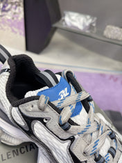 3XL SNEAKER IN WHITE GRAY BLUE MESH AND POLYURETHANE