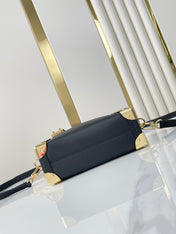 SIDE TRUNK MINI 18 IN BLACK CALFSKIN GOLD HARDWARE
