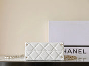 CHANEL 25S FLAP BAG 21 CM IN WHITE LAMBSKIN WITH GOLD HARDWARE