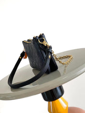 LIV POCHETTE 24 IN BLACK MONOGRAM EMPREINTE LEATHER GOLD HARDWARE