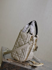 MINI LADY BAG 17 IN WHITE QUILTED MACROCANNAGE CALFSKIN BLACK STRAP