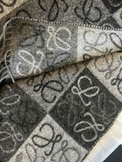 SCARF 180 CM IN BLACK MIX WHITE WOOL AND CASHMERE 410097