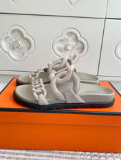 HM 26S EXTRA SANDAL IN NUDE CALFSKIN AND SUEDE
