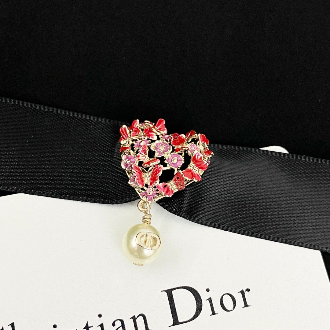 CD 26S HEART CRYSTAL PEARL DROP RIBBON CHOKER NECKLACE IN GOLD METAL