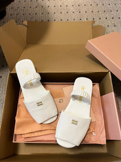 RUCHES SANDALS IN WHITE LAMBSKIN
