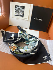 CHANEL 25S SCARF 90 IN SILK 715642