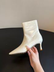BOTTEGA VENETA 26S POINTED-TOE BOOTS 50 MM IN CREAM WHITE CALFSKIN