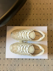 DIOR 26S VIBE SNEAKER 55MM IN GOLD DIOR OBLIQUE LUSENTI EMBROIDERED COTTON AND BEIGE SUEDE