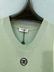 CHANEL 26S SLEEVELESS KNIT TOP 1492