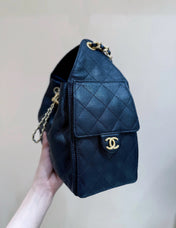 CC 25 HANDBAG IN BLACK 30 GRAINED CALFSKIN GOLD HARDWARE