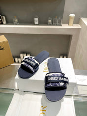 DWAY SLIDES IN NAVY BLUE WHITE CANVAS