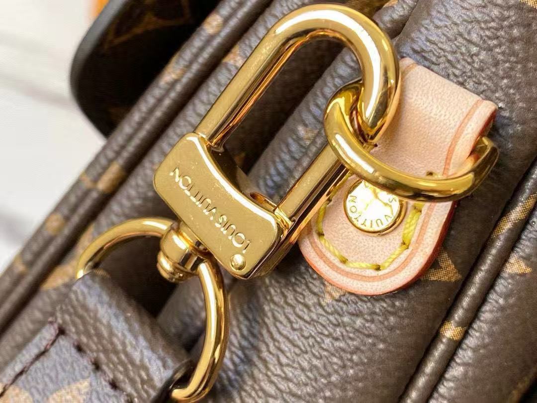 LV MESSENGER BAG 25 IN BROWN MONOGRAM CANVAS