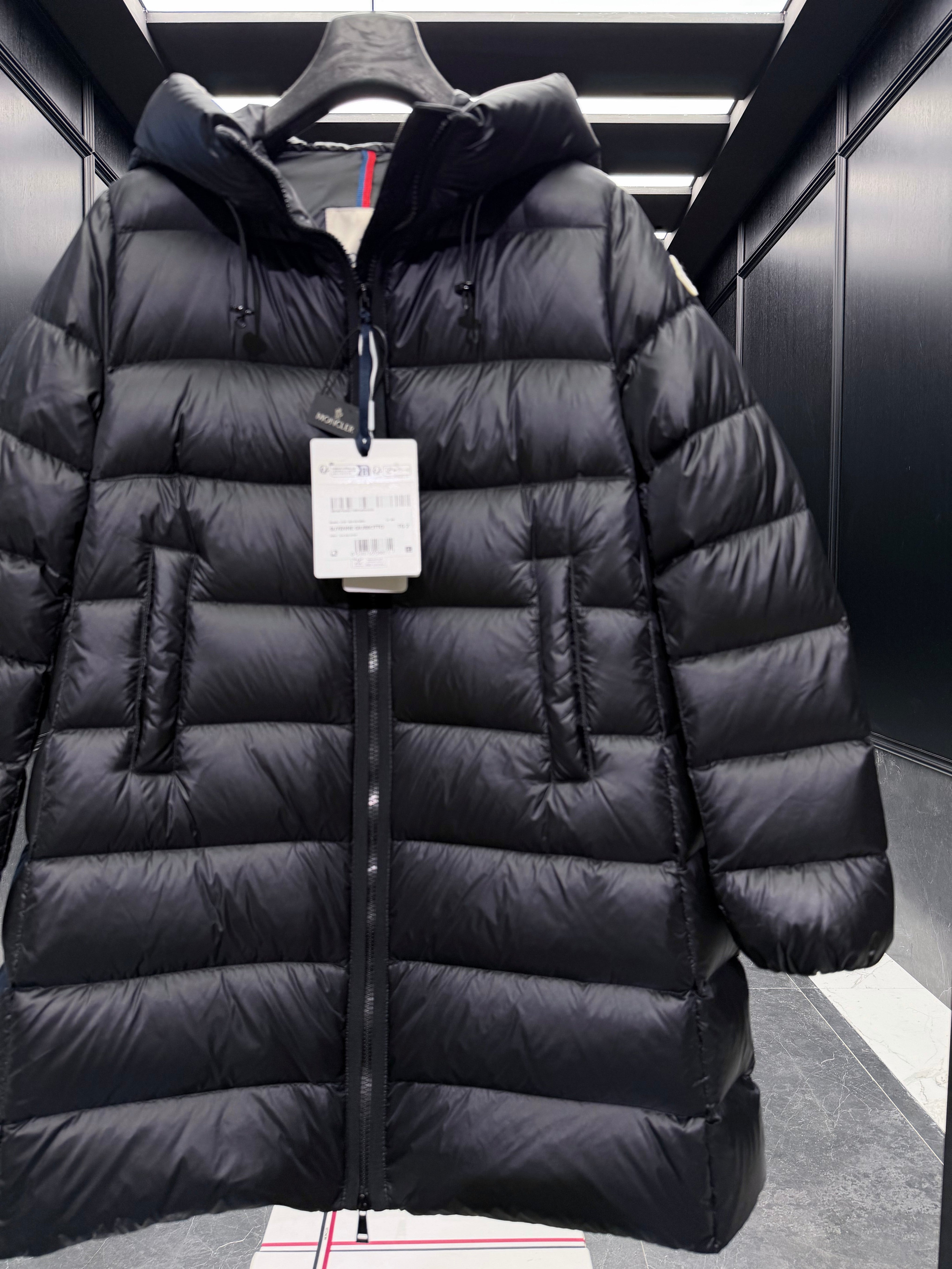 MONCLER LONG COAT 223257