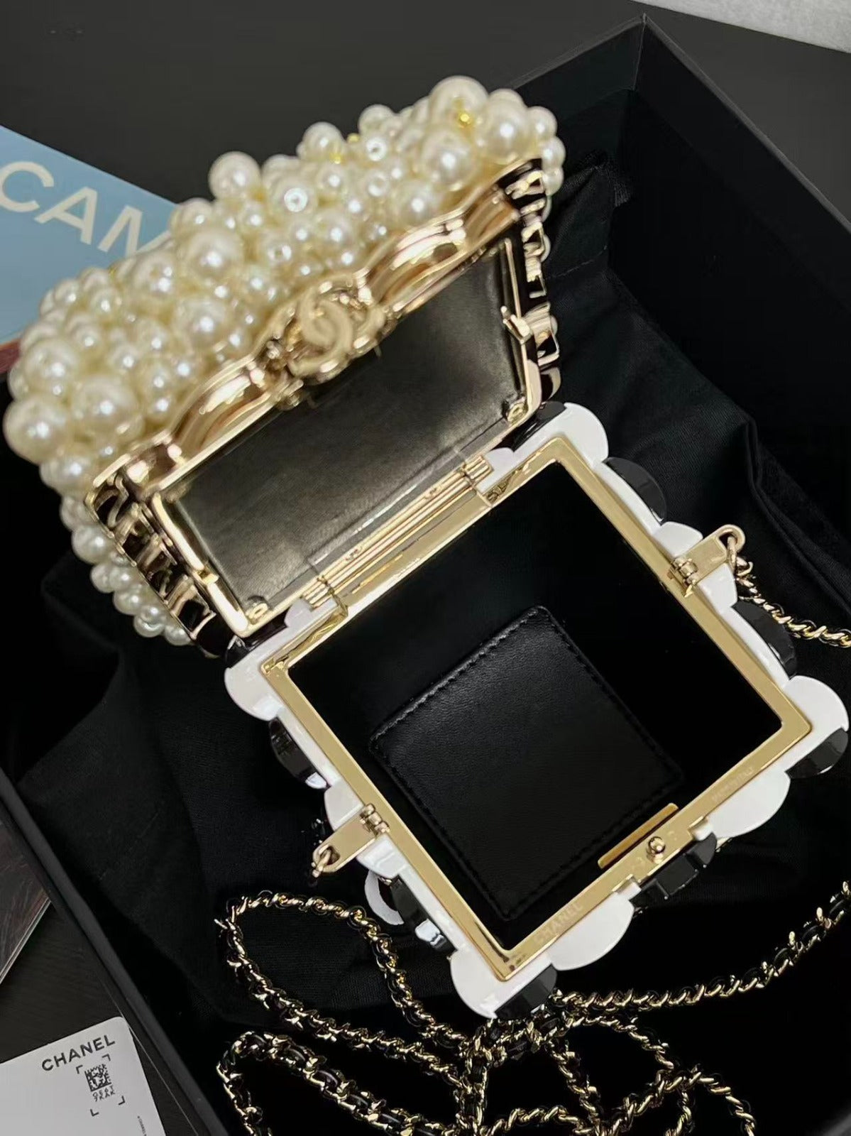 CHANEL 26S POP COCO CLUTCH IN BLACK & WHITE PATENT LEATHER